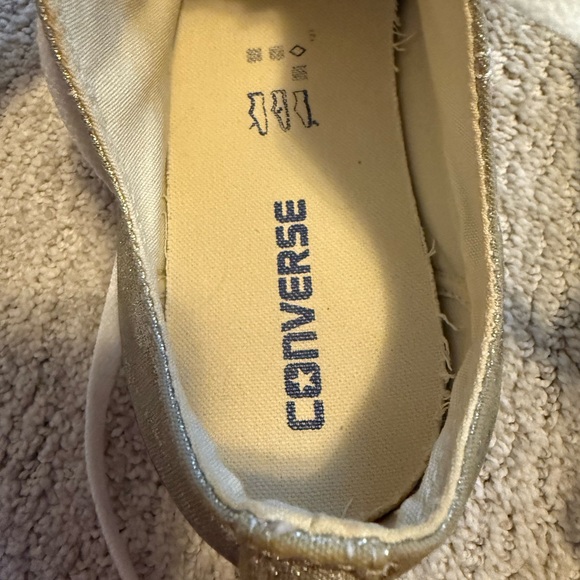 Converse Gold Metallic Low-Top Women’s Sneakers Size 11 Pre-Owned - Picture 13 of 15